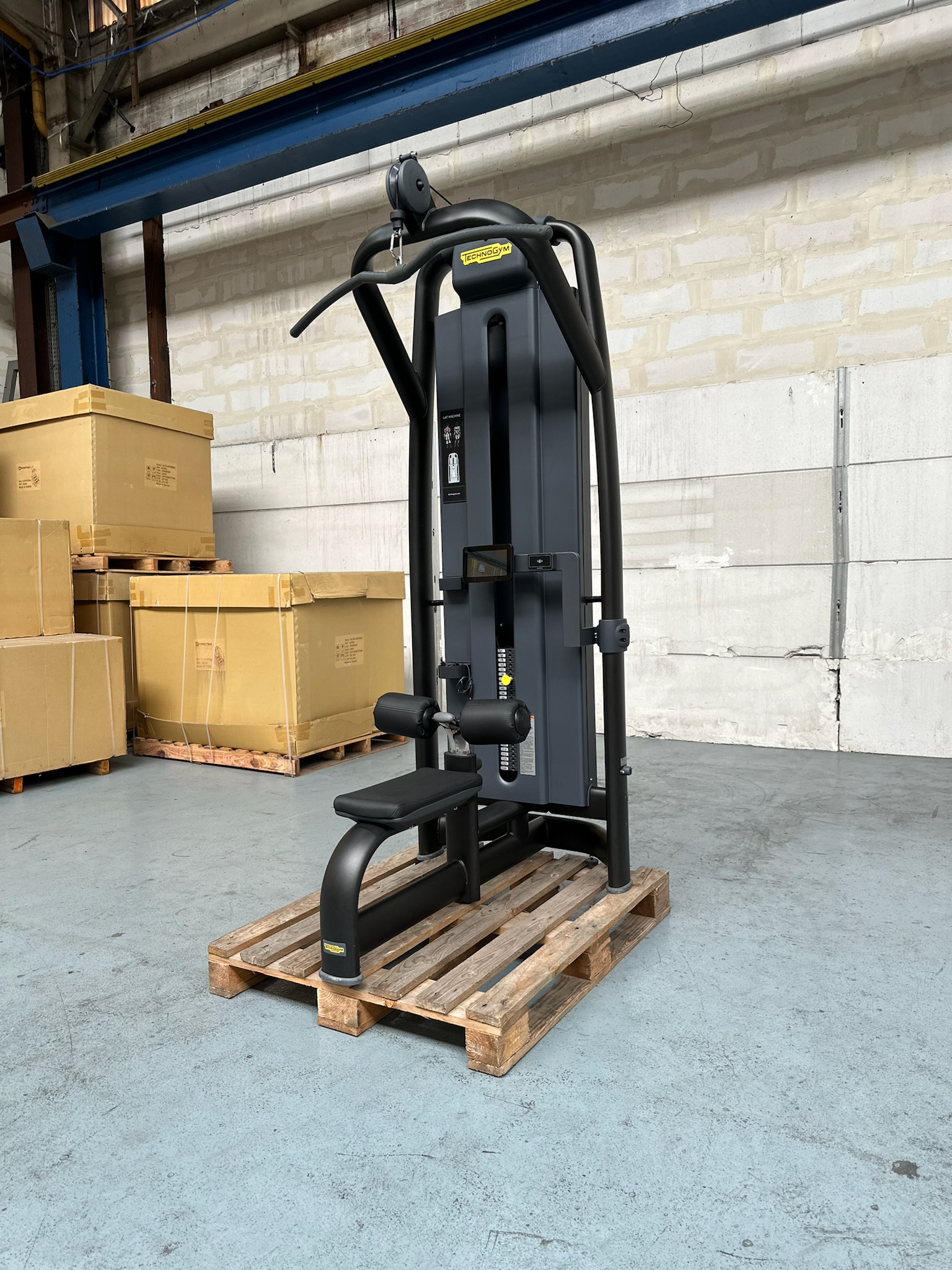 Lat Machine Technogym ML12 Selection 900 Meteor Black