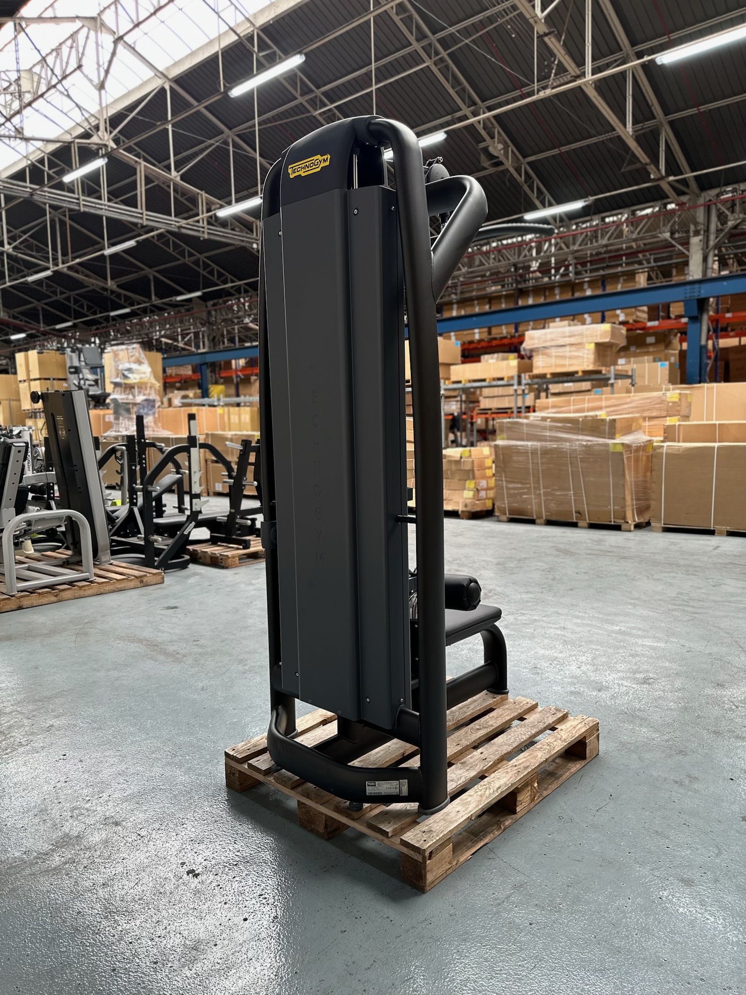 Lat Machine Technogym ML12 Selection 900 Meteor Black – Image 3