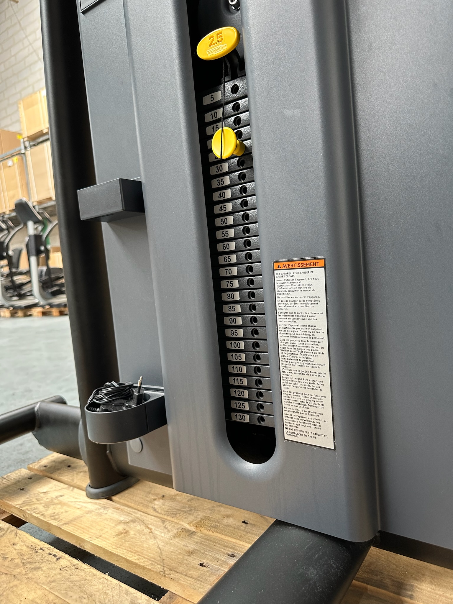 Chest Press Technogym ML70 Selection 900 Meteor Black – Image 4