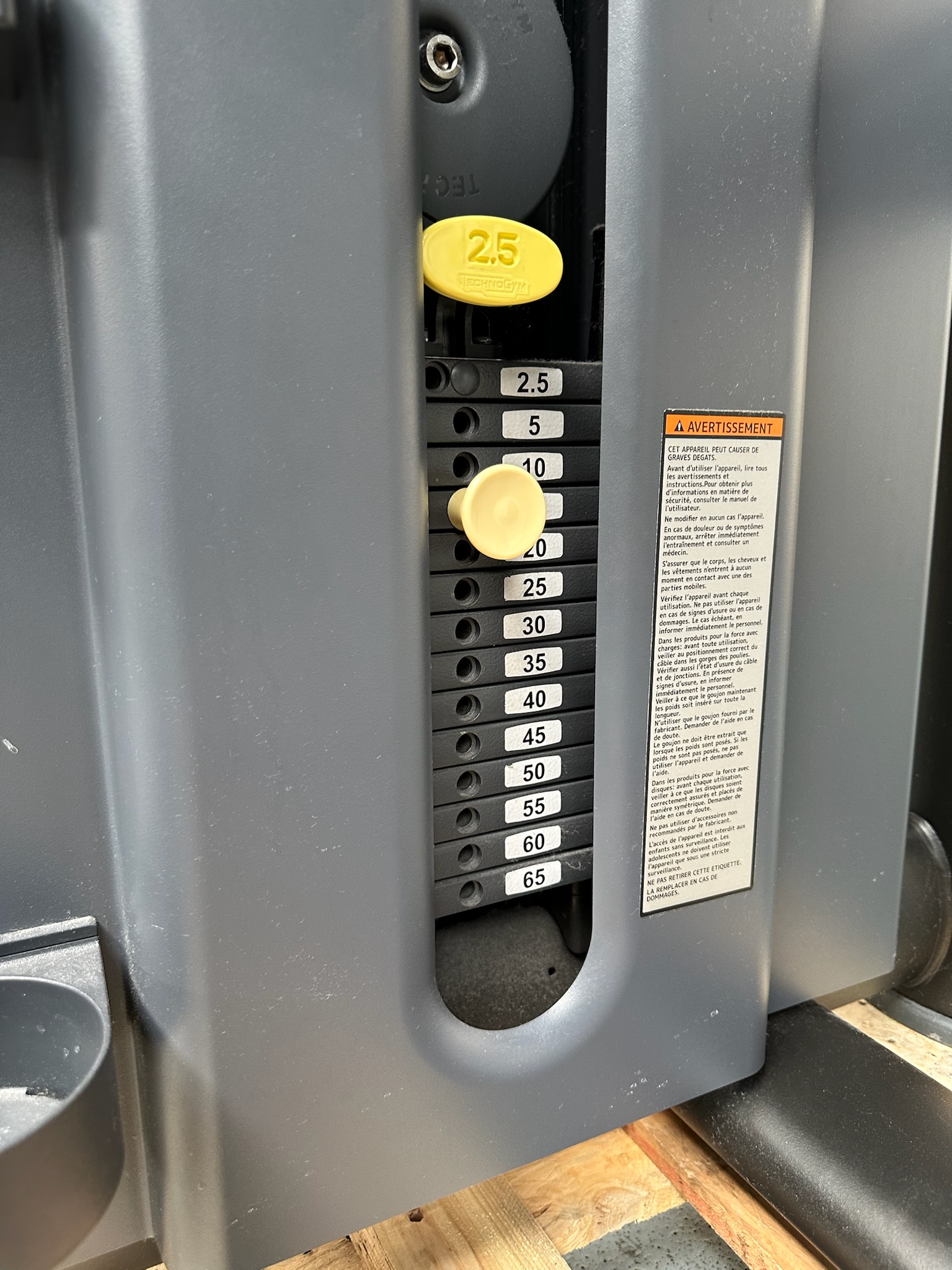 Delts Machine Technogym ML93 Selection 900 Meteor Black – Image 7