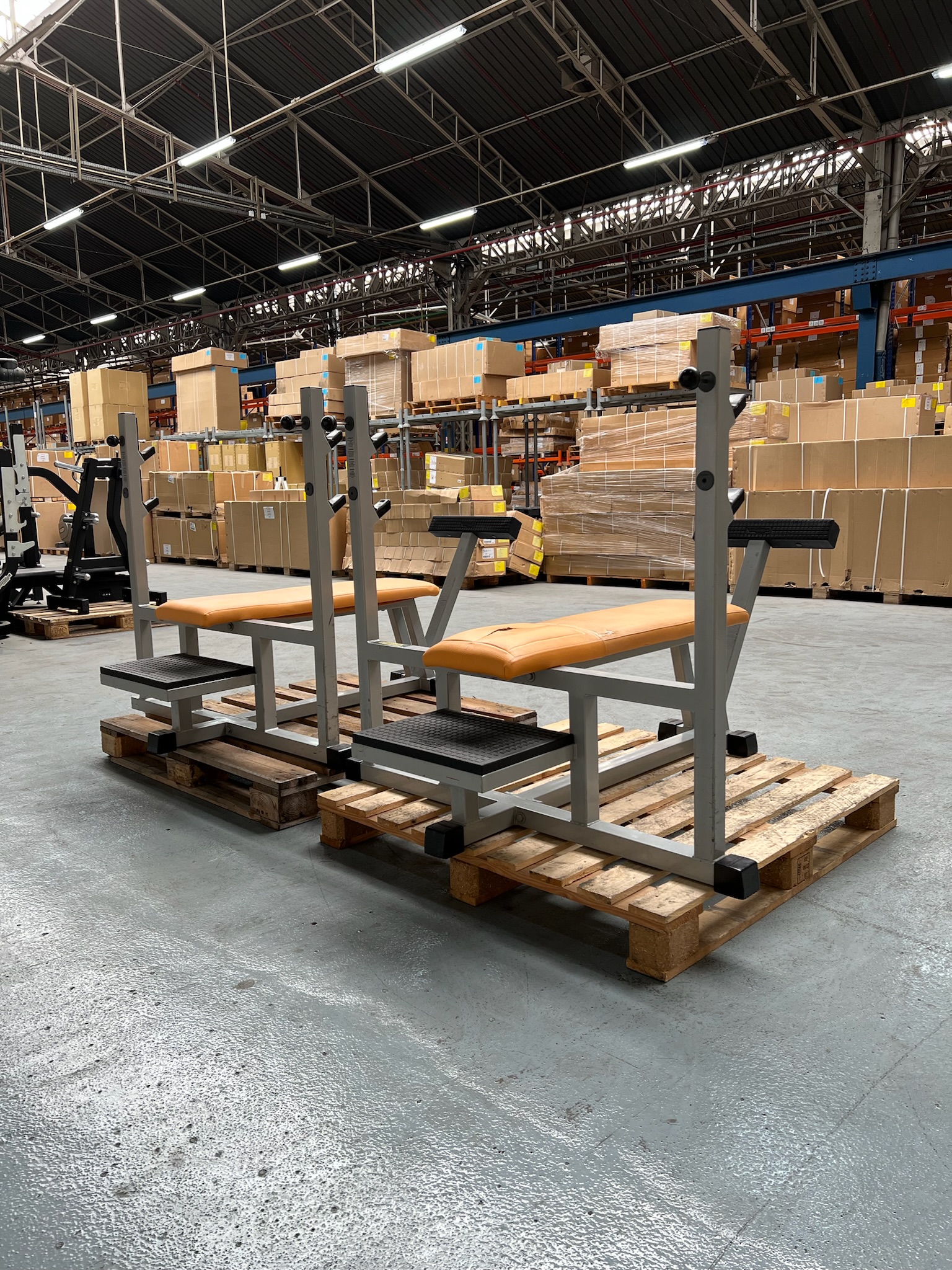 Horizontal Bench P010 Isotonic Technogym – Image 3