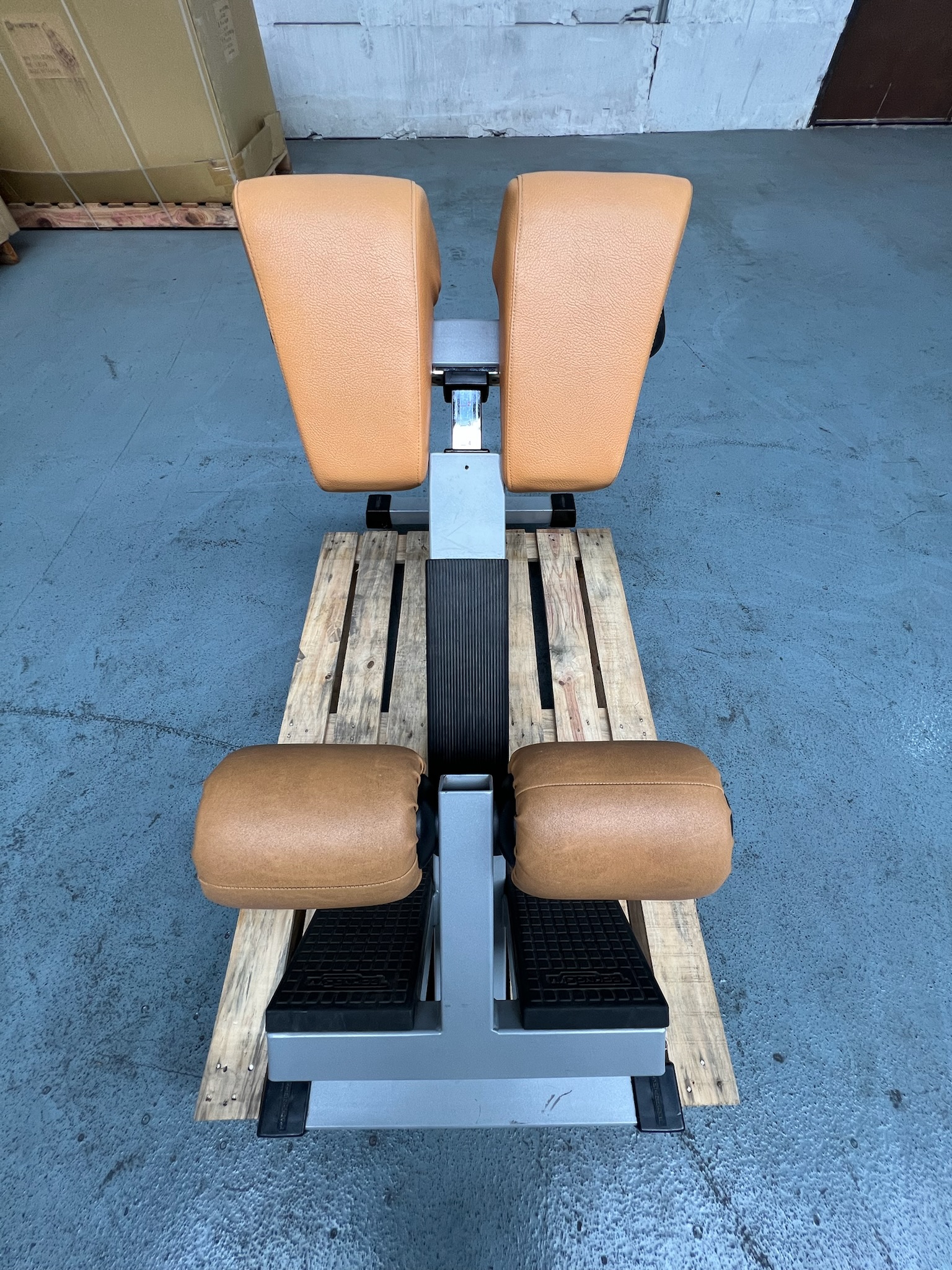 Lower Back Bench P025 Isotonic Technogym – Image 5