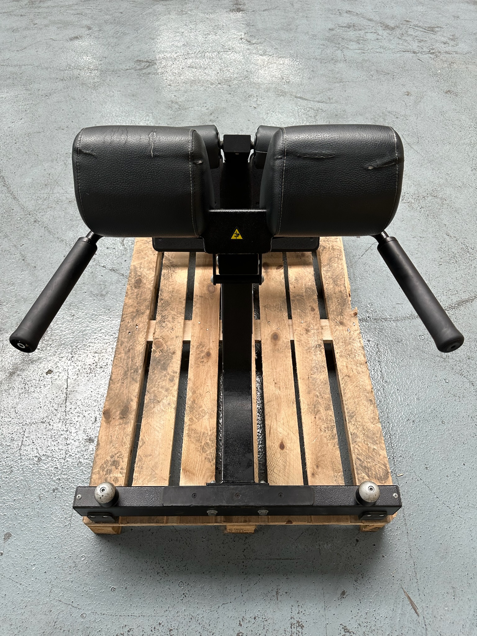 Lower Back Bench Technogym PG05 Pure Strength – Image 3