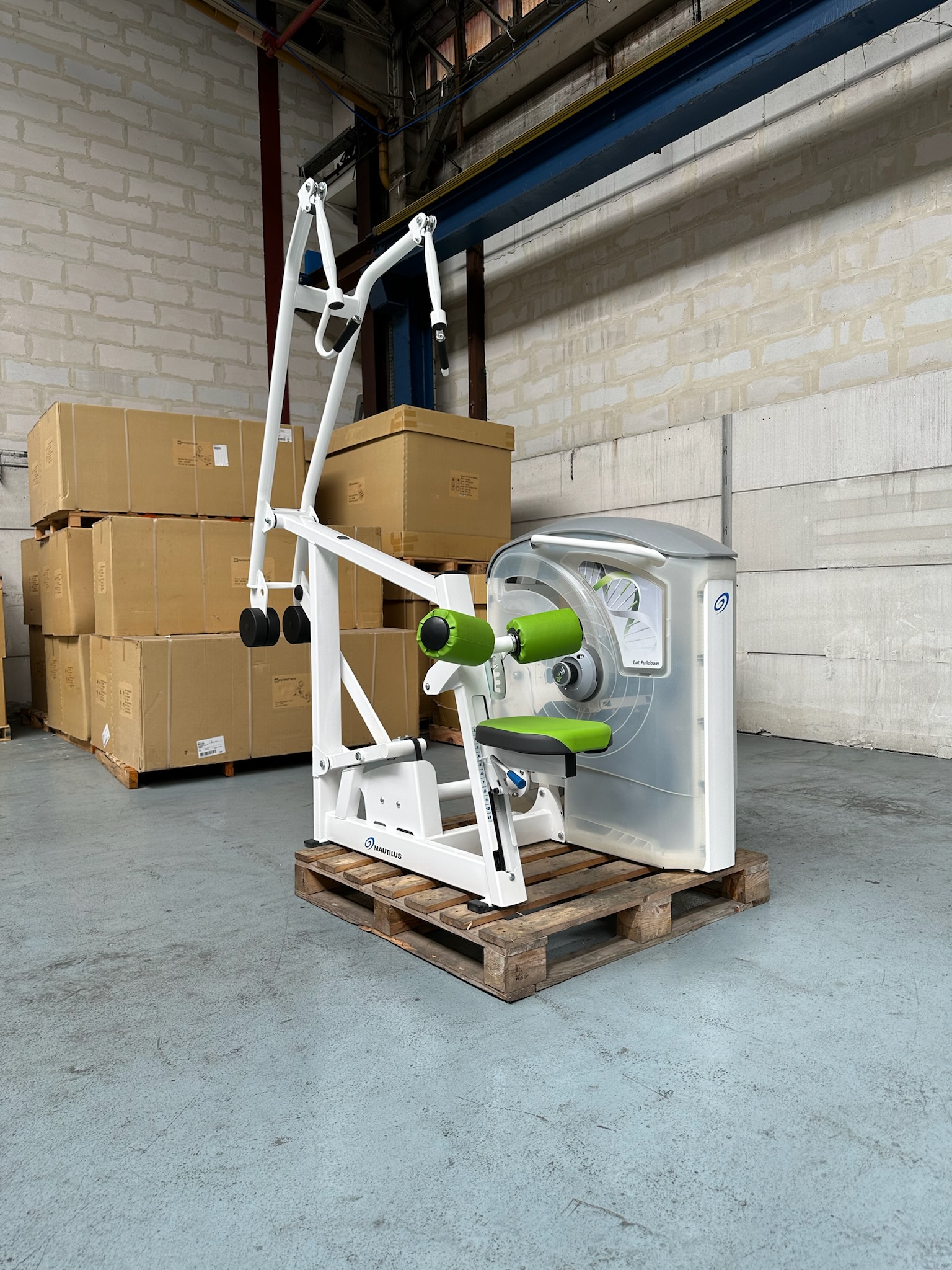 Lat PulldownLat Pulldown Nautilus S6LATP One