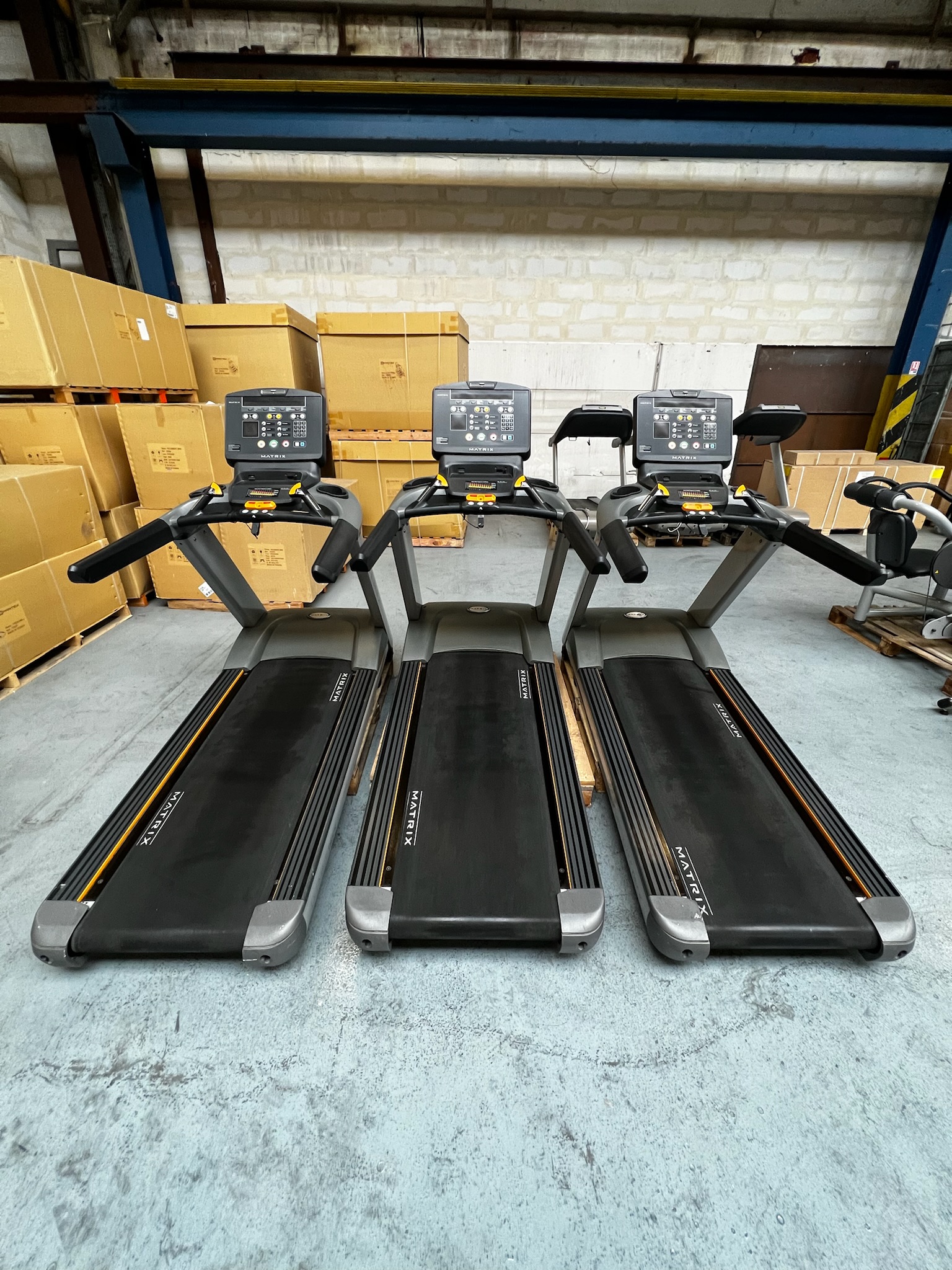 Treadmill T7X Matrix Occasion Cardio Training – Image 2