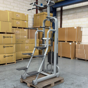 Machine de Tractions et Dips Assistée