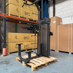 Dip-Chin Machine E0914