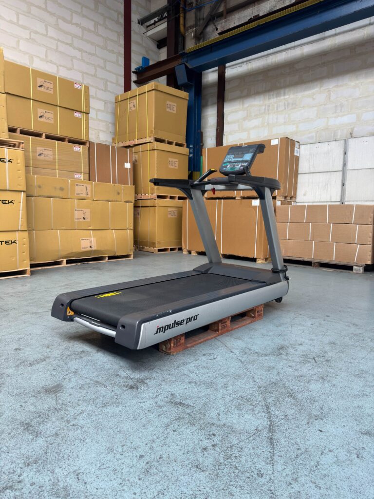 Treadmill RT700 Impulse